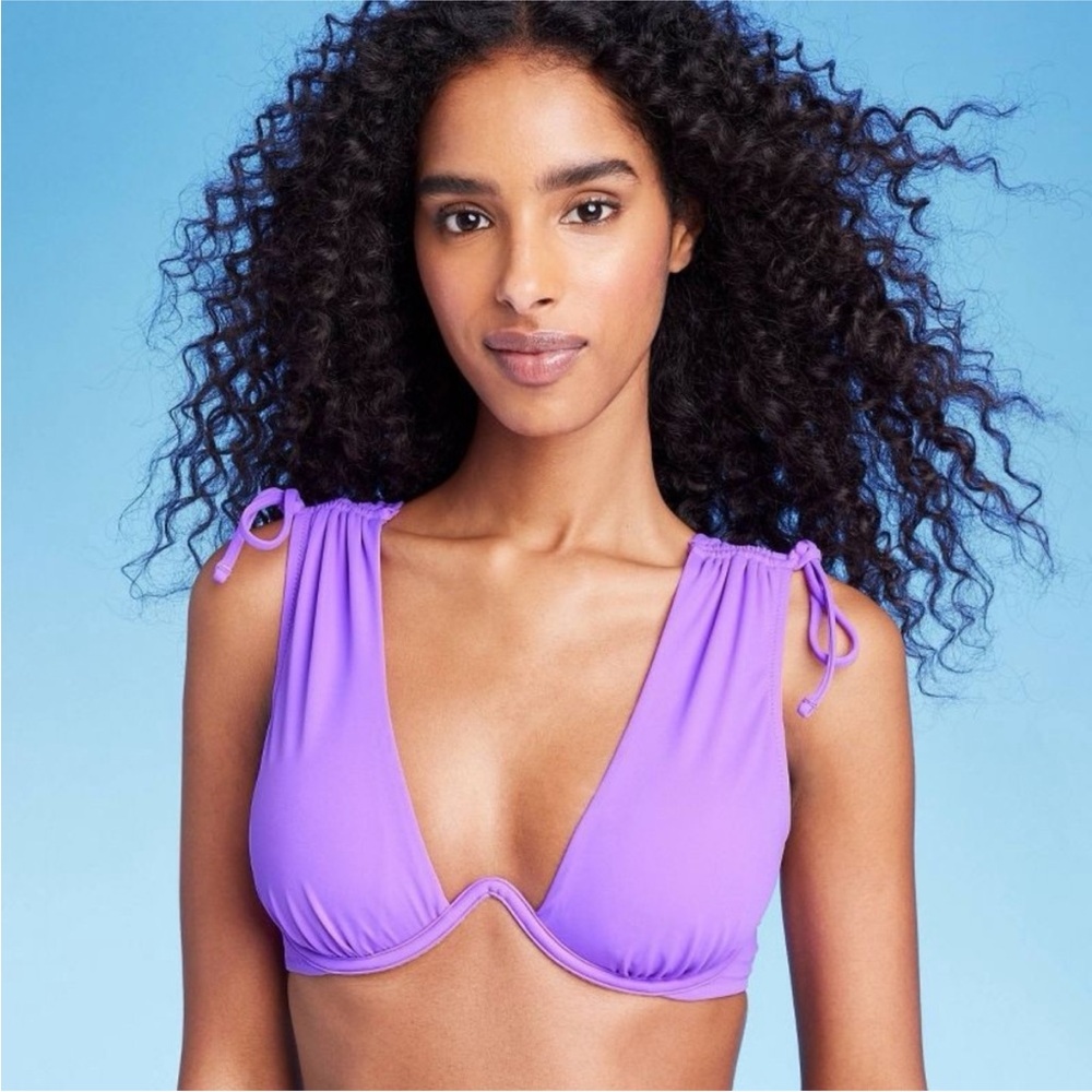 Lilac Purple Bikini Top 32B Cute Details NWT